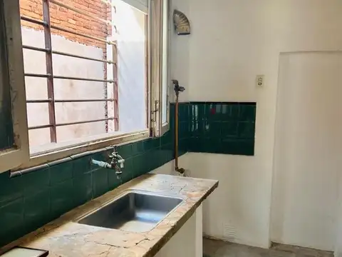 Casa 3 ambientes con 1 baño