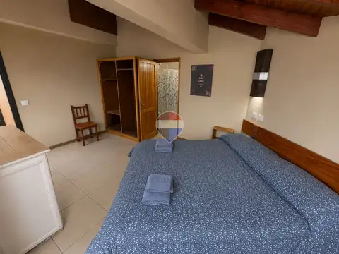 CASA AMOBLADA - PERMANENTE O SEMIPERMANENTE