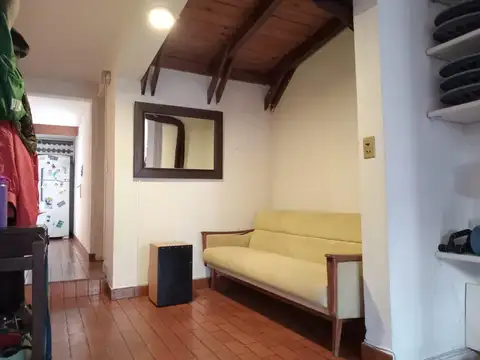 Departamento 5 ambientes con 2 baños