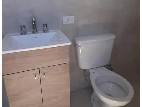 DEPARTAMENTO DE 3 AMBIENTES EN VENTA EN LOMAS DE ZAMORA.