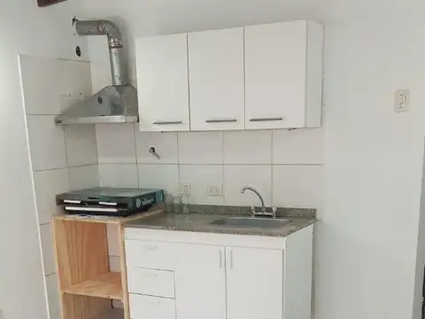 Depto Tipo Casa en Alquiler de 2 ambientes