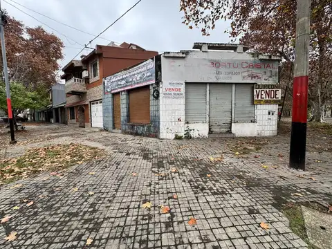 Local en Venta 50 años
