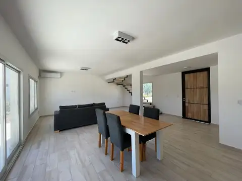 CASA EN SAN RAMON 4 AMB A ESTRENAR CON LAVADERO