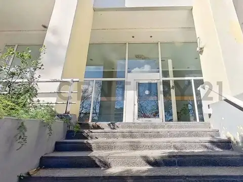 DEPARTAMENTO EN PISO 16 - PLENO CENTRO DE AVELLANEDA