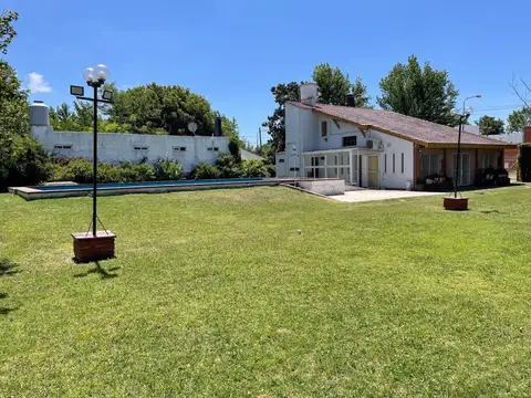 Casa apta banco en  Villa del Plata