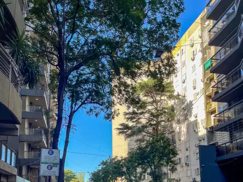 Casa a la venta en Italia y el Río 