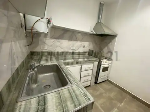 Departamento en Alquiler en Valentin Alsina, $ 480.000