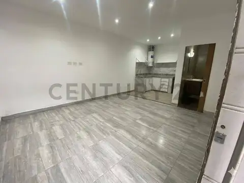   Monoambiente a Estrenar con Patio Privado de 42 m² en Valentín Alsina