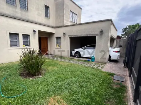 Excelente casa en venta Pablo Lamberti 1130, Garin, Escobar