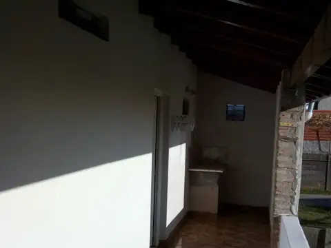 Depto Tipo Casa en Alquiler 1 año