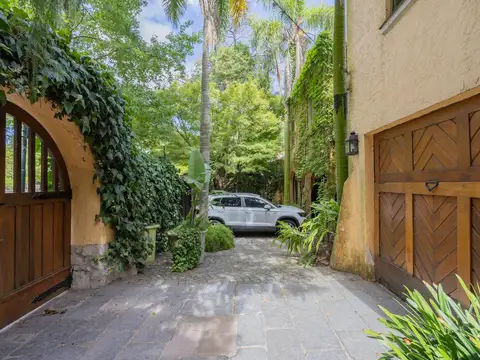 Casa en Venta de 5 dormitorios