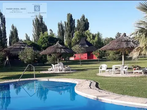Complejo de cabañas en Rama Caída
