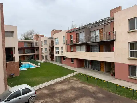 DEPARTAMENTO EN JARDINES DEL LIBERTADOR, CAPITAL