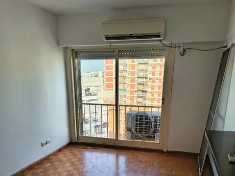 HERMOSO MONOMBIENTE CON VISTA PANORAMICA.