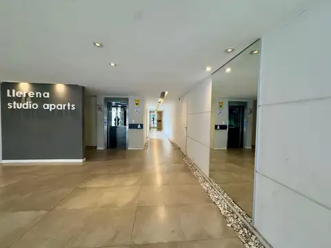 Amplio Monoambiente en venta.