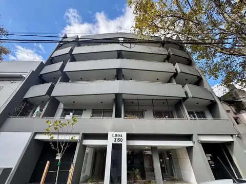 Amplio Monoambiente en venta.