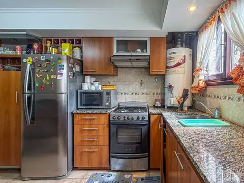 Depto Tipo Casa en Venta con 1 cocheras