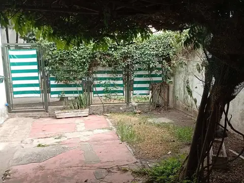 Depto Tipo Casa en Venta con 1 cocheras