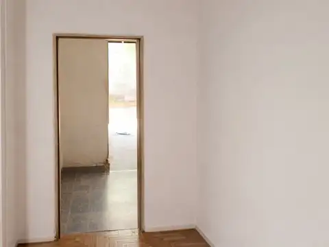 Depto Tipo Casa en Venta en Ciudad Jardin del Palomar, USD 92.000