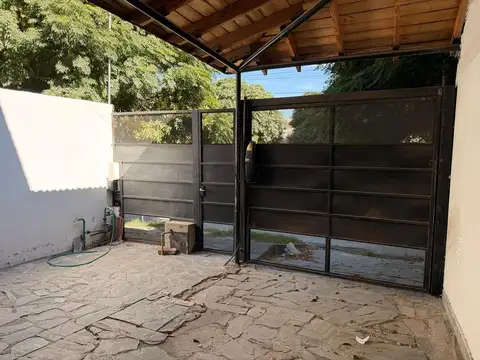 Casa en Venta en Neuquen, USD 160.000