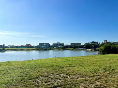 Venta Terreno Lote a la Laguna en Horizontes al sur