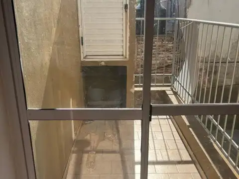 Cabrera e/ Paso y Brown