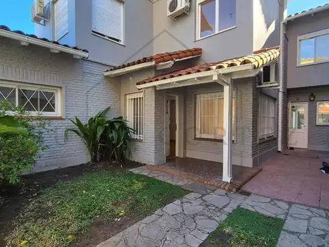 Casa en Alquiler de 4 dormitorios