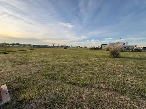 Terreno en Venta en Tristan Suarez, USD 48.000