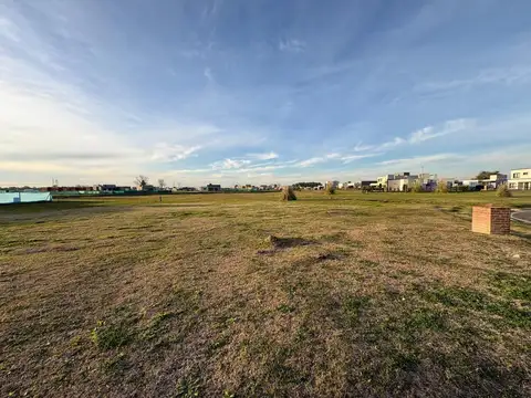 Terreno en Venta en Tristan Suarez, USD 48.000
