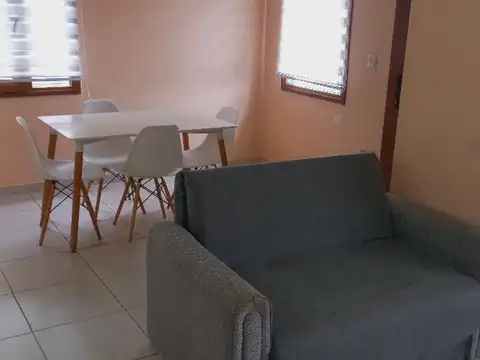 ALQUILER DE CASA - GOB. PAZ 200 -  ZONA CENTRICA