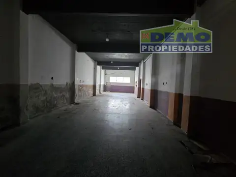 Edificio Comercial en Grand Bourg