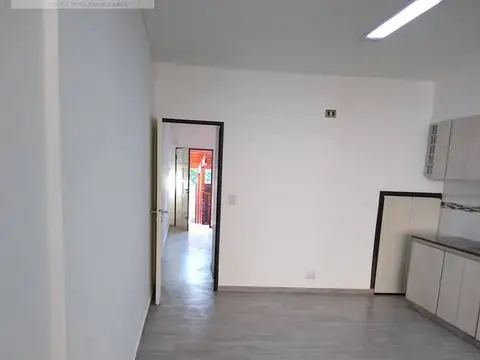 Depto Tipo Casa en Venta en Moron Norte, USD 140.000