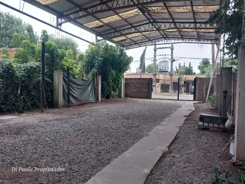 gran lote 470m2 con casa y galpon