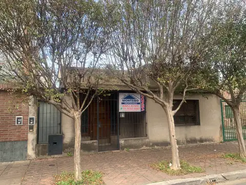 Casa 3 amb con amplio jardín al fondo