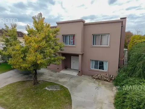 Casa con pileta en venta en Barrio Cerrado San Lucas en Maschwitz - Maroto Propiedades