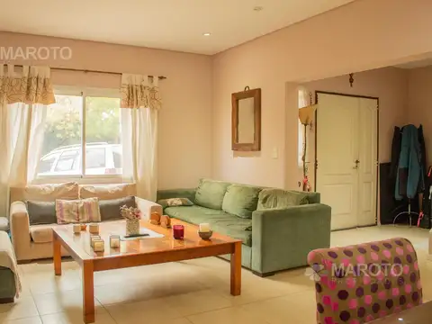 Casa con pileta en venta en Barrio Cerrado San Lucas en Maschwitz - Maroto Propiedades