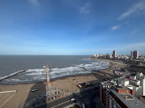 Venta Departamento 3 ambientes con Cochera y Plena Vista al Mar