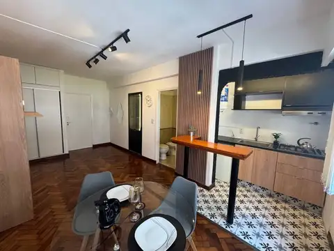 DEPARTAMENTO 1 AMBIENTE A LA CALLE REMODELADO