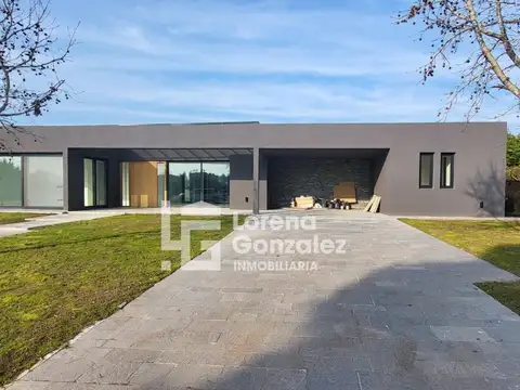 Casa en Alquiler de 3 dormitorios