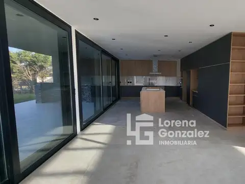Casa en Alquiler A Estrenar