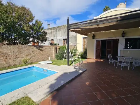 ROCAMORA 76 , Piso 0