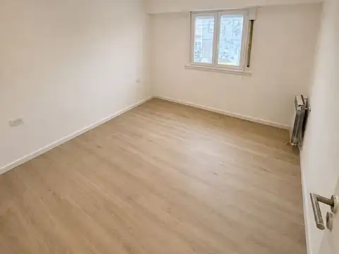 Depto Tipo Casa 3 ambientes con 2 baños
