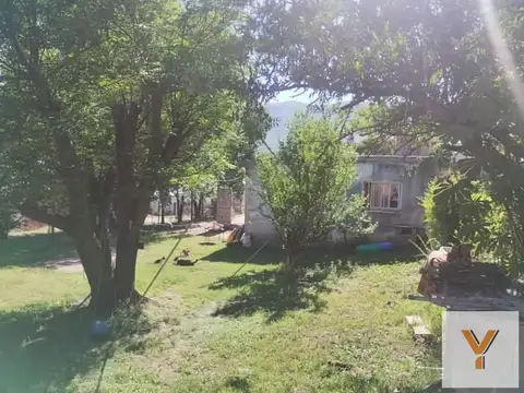 Casa en venta - 3 Dormitorios 1 Baño - 432Mts2 - Santa María de Punilla