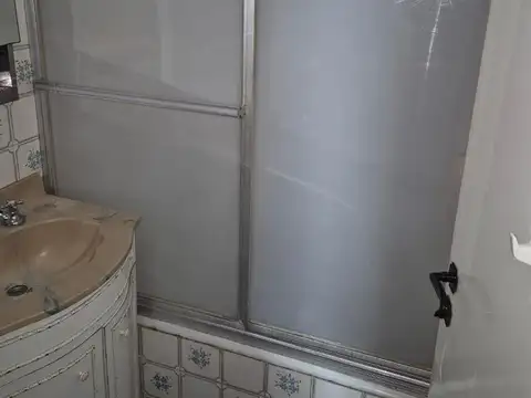 Depto Tipo Casa en Venta 40 años