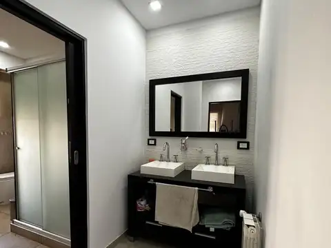 MODERNA CASA EN VENTA CLUB DE CAMPO EL MORO