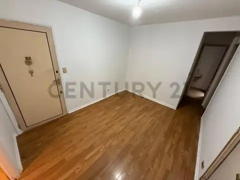 Departamento en Alquiler en Parque Rivadavia, $ 600.000