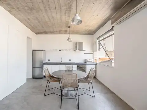Depto Tipo Casa 2 ambientes con 1 baño
