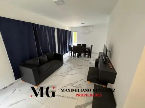 Casa en Alquiler de 3 dormitorios