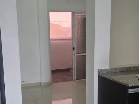 ALQUILER DEPARTAMENTO DE 3 AMBIENTES BERNAL OESTE