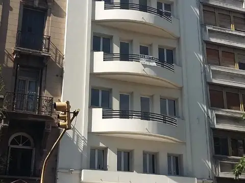 Av. Colón 100